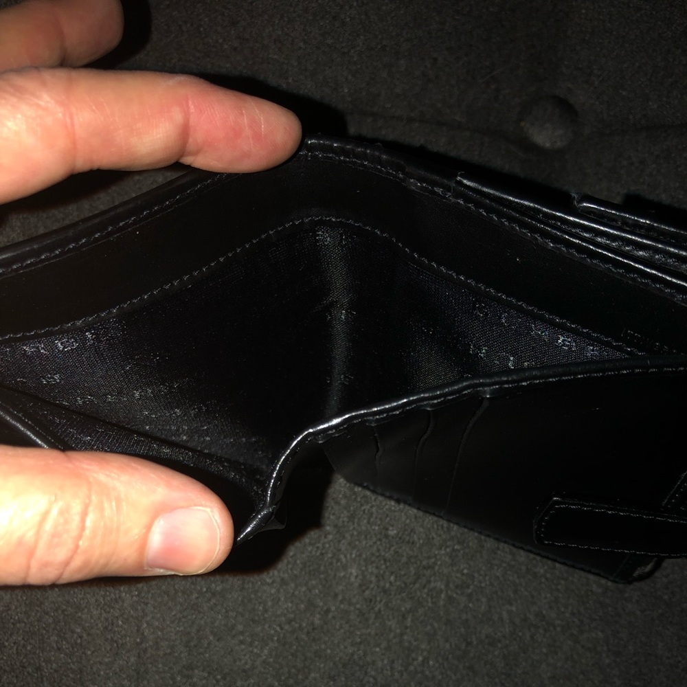 Burberry black plaid wallet - Picture 5 of 8